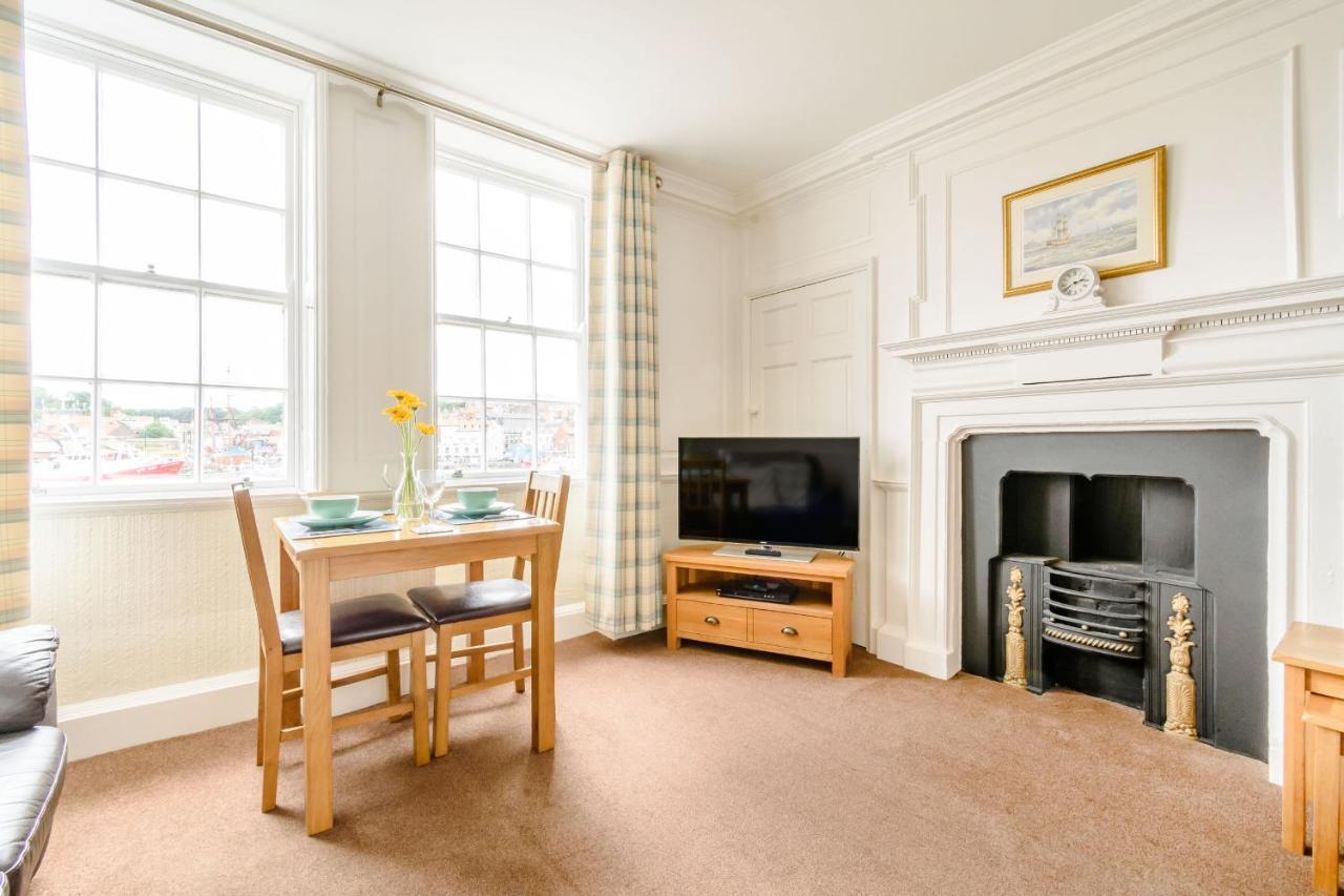 What A View At Quayside Apartment ウィットビー エクステリア 写真
